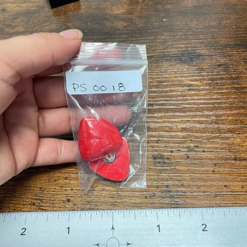 Vintage Bold Red Triangle Geometric Bright Resin Cabochon Post Back Stud Retro - Picture 10 of 10